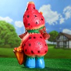 Садовая фигура "Девочка - клубничка" большая 24х33х60см - Фото 3