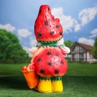 Садовая фигура "Девочка - клубничка" большая 24х33х60см - Фото 6