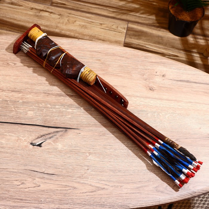 Сувенир Лук со стрелами из бамбука 125х65х3 см - фото 1906789669