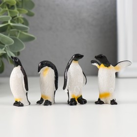 Сувенир полистоун Императорский пингвин МИКС 1,8х2,7х4,5 см