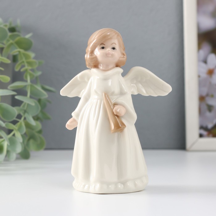 Сувенир керамика "Девочка-ангел с дудкой" 9,2х5,5х12,8 см - Фото 1
