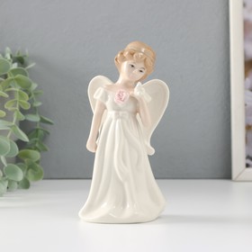Сувенир керамика "Девочка-ангел в белом платье с голубем" 7,5х6х14,5 см