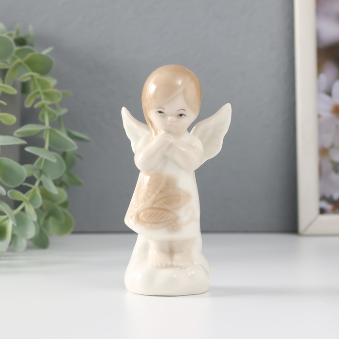 Сувенир керамика "Девочка-ангел в платье с листиками на облаке" 5,7х4х11,5 см - Фото 1