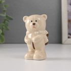 Сувенир керамика "Медвежонок стесняшка в шарфике, стоит" 4х3,3х8 см - фото 321219024