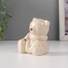 Сувенир керамика "Медвежонок стесняшка в шарфике, сидит" 6,5х5х6,5 см - Фото 2