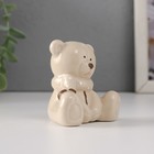 Сувенир керамика "Медвежонок стесняшка в шарфике, сидит" 6,5х5х6,5 см - Фото 4