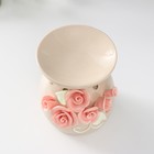 Аромалампа керамика "Розовые розы с листиками" бежевая 7,5х7,5х9 см - фото 9423963