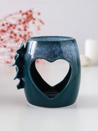 Аромалампа для эфирных масел «Сердце с листиками», керамика, бело-синяя, 8.5×7.5×9 см - Фото 2