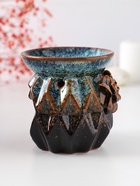 Аромалампа для эфирных масел «Узоры и рельеф», керамика, коричневая, 8×8×8.4 см - Фото 2