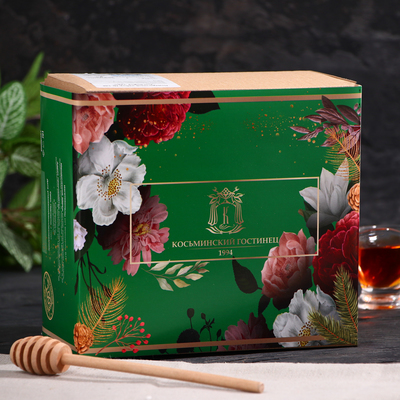Подарочный набор "Сосновое чудо": чай, цукаты, варенье, 600 г