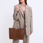 Сумка женская тоут на молнии, цвет коричневый - фото 23960942