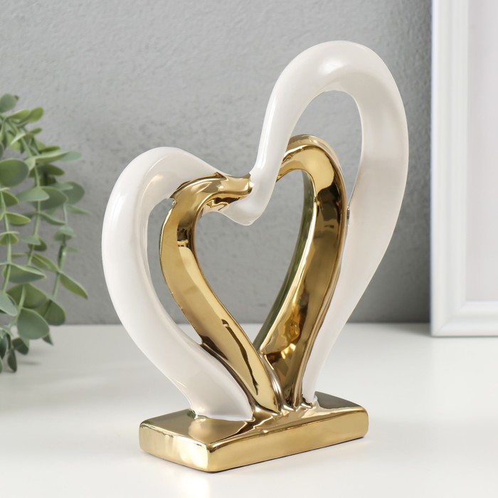Сувенир керамика "Сплетённые сердца" белый с золотом 5,5х17,5х19,5 см