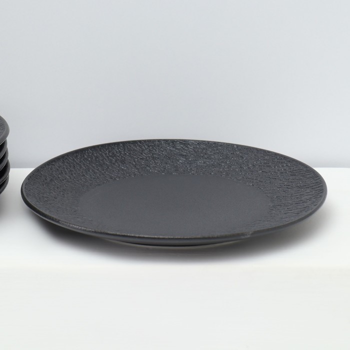 Набор тарелок десертных фарфоровых Magistro Lofty, 6 предметов: d=20 см, цвет чёрный - фото 1908105055