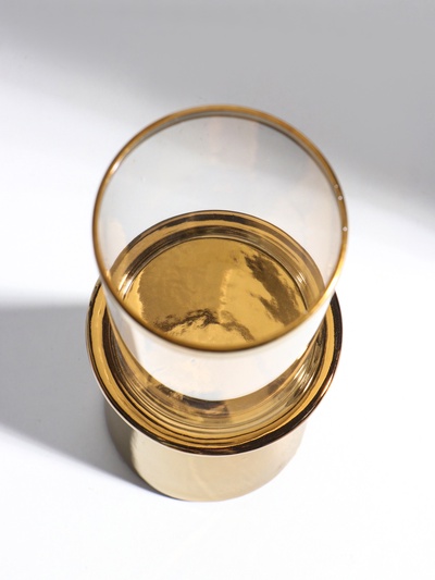 Подсвечник на 1 свечу «Гладь», керамика, стекло, d=8 см, золото, 10×10×29.5 см