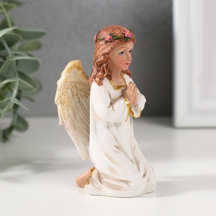 Сувенир полистоун "Ангел-девушка молится" 9х5х4,5 см
