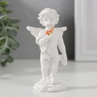 Сувенир полистоун "Белоснежный ангел стоит с цветной бабочкой" 9х3,5х4,8 см - фото 3366327