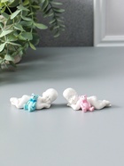 Фигурка полистоун «Малыш спит в с цветным медвежонком», 2×3.5×7 см, МИКС - Фото 1