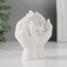 Фигурка полистоун «Малыш спит в прикрытых ладонях», страза, 6.5×4.3×5.5 см - фото 118579354