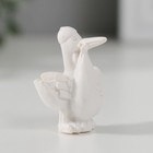 Фигурка полистоун «Малыш в кулёчке у аиста», 3.8×3.2×2.4 см - Фото 3