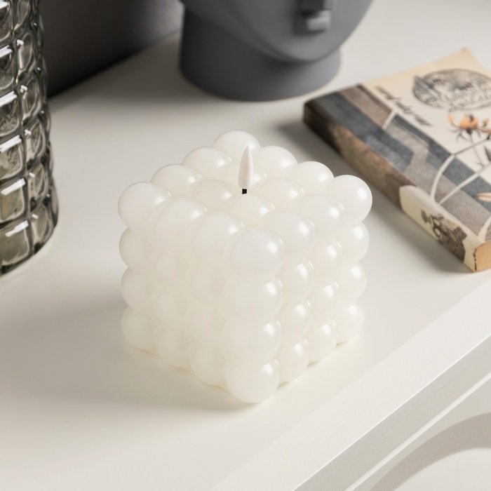 Светодиодная свеча «Куб белый», 10 × 11.5 × 10 см, воск, пластик, батарейки АААх3 (не в комплекте), свечение тёплое белое - фото 1906662566