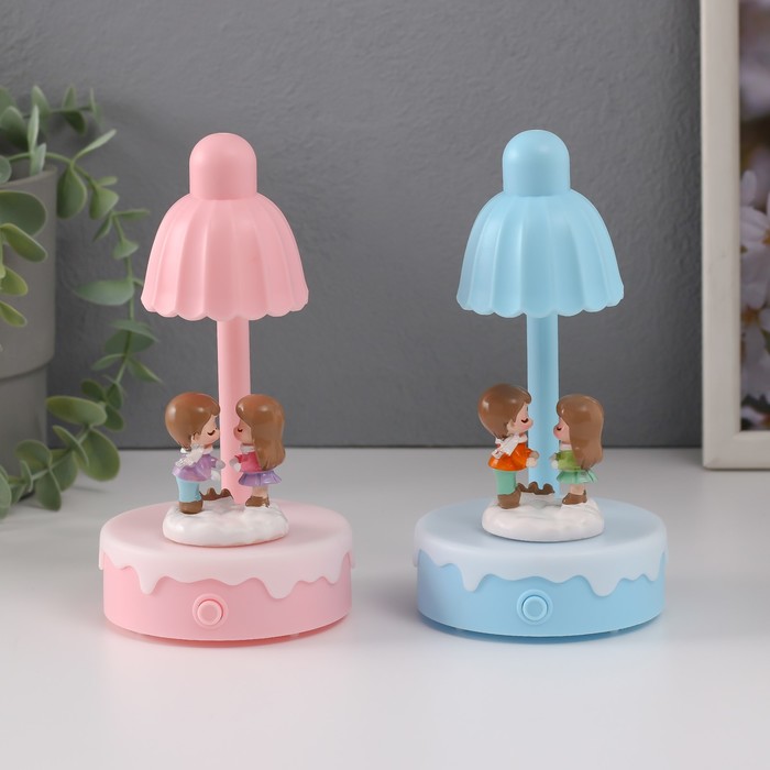 Фигурка светящаяся «Парочка малышей тянутся друг к другу», 8×8×16 см, МИКС - Фото 1