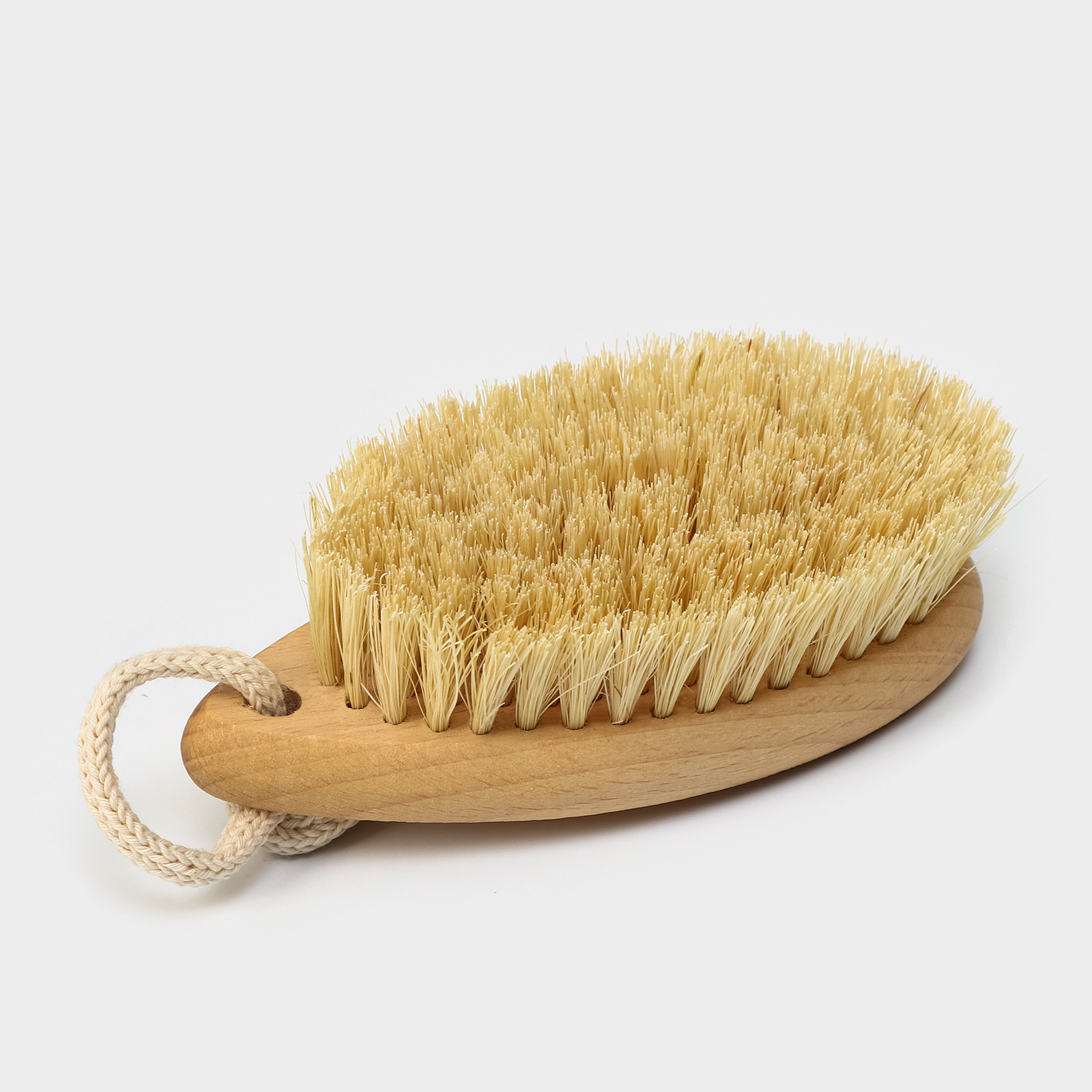 Щётка для сухого массажа, натуральное волокно тампико, 112 пучков Щётка для сухого массажа, натуральное волокно тампико, 112 пучков