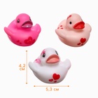 Резиновые игрушки для ванны «Уточки сердечки», в наборе 3 шт., МИКС - Фото 2