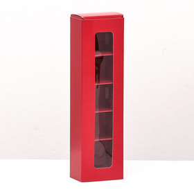Коробка под 5 конфет с обечайкой, с окном, с тонкими разделителями, Красная 20*5,5*3,5