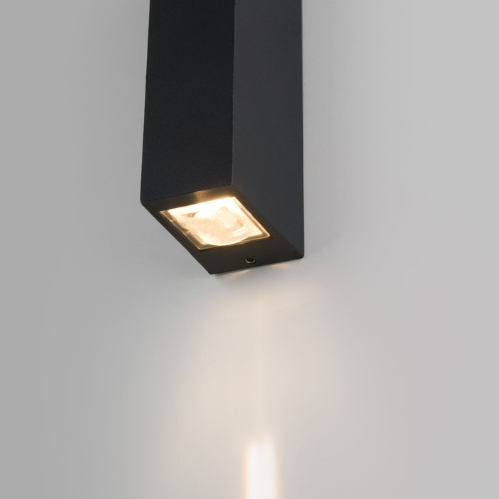Уличный светильник настенный, светодиодный Elektrostandard, Blaze, 65х40х173 мм, 6Вт, LED, 100Лм, 4200К, цвет чёрный - фото 1928572216