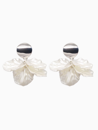 Серьги клипсы для ушей QF «Ветерок», белые в серебре