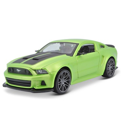 Машинка Maisto Die-Cast Ford Mustang Street Racer, открывающиеся двери, 1:24, цвет зелёный