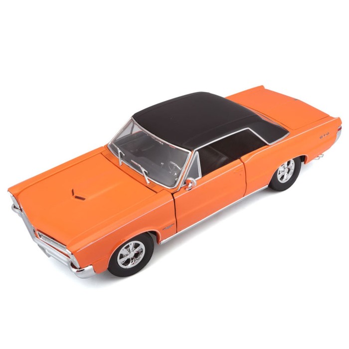 Машинка Maisto Die-Cast 1965 Pontiac GTO, открывающиеся двери, 1:18, цвет оранжевый - фото 1909588403