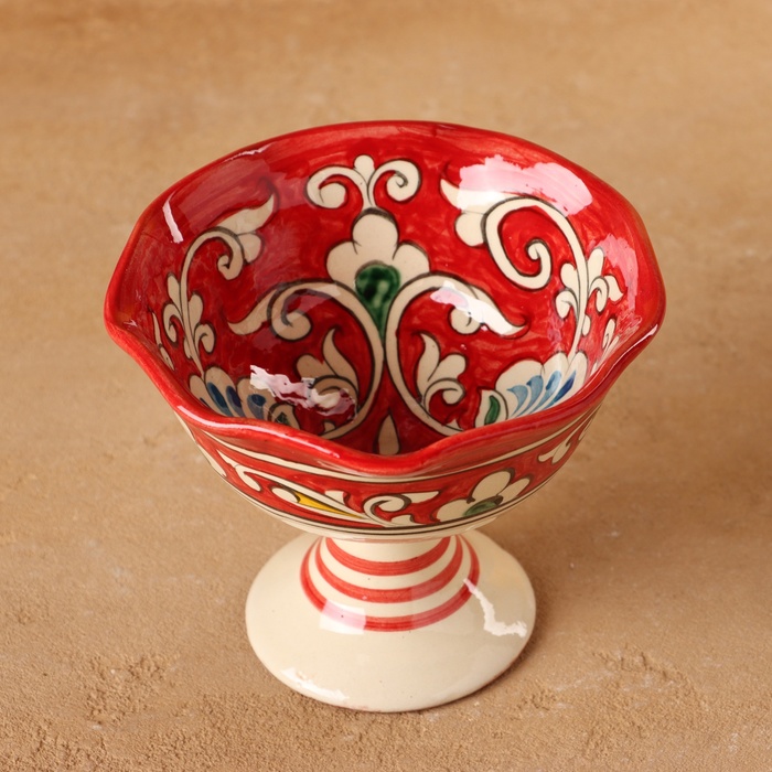 Конфетница Риштанская Керамика "Цветы", красная 12 см,