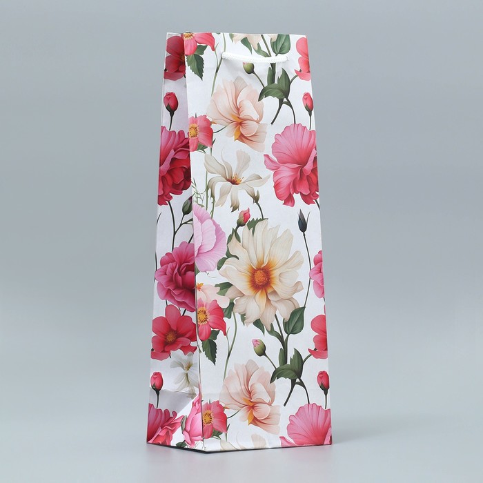 Пакет подарочный под бутылку, упаковка, «Цветы», 36 х 13 х 10 см