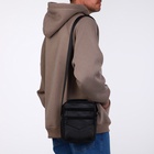 Сумка мужская на молнии, 3 наружных кармана, с ручкой, длинный ремень, чёрная - Фото 3