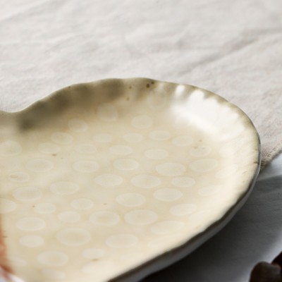 Тарелка керамическая «Самоцвет», 19 х 18 см, цвет бежевый