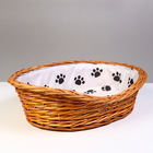 Лежанка для животных, с подушкой, 56 х 40 х 16/11 см, ива - фото 24355283