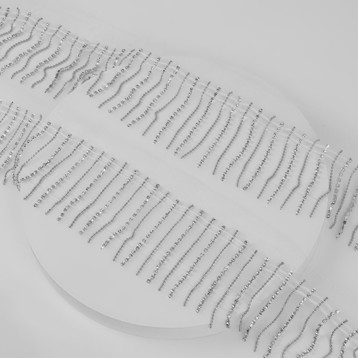 Тесьма декоративная «Бахрома», 6 см, 4,5 ± 0,5 м, цвет белый/серебряный