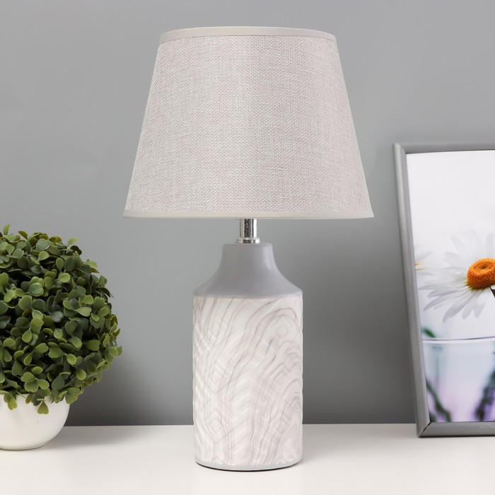 Настольная лампа «Лаура» Е14 40 Вт бело-серый 22×22×39 см - Фото 1