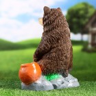 Садовая фигура "Медвежата с медом" 29х31х19см - Фото 3