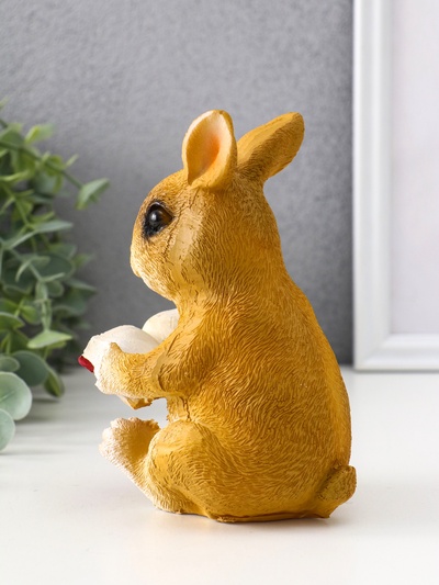 Фигурка полистоун TAKE IT EASY «Зайка читает книжку», 10×8×15 см