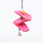 Игрушка для птиц с панцирем каракатицы и бусами, 14 х 6 см, розовая - Фото 4