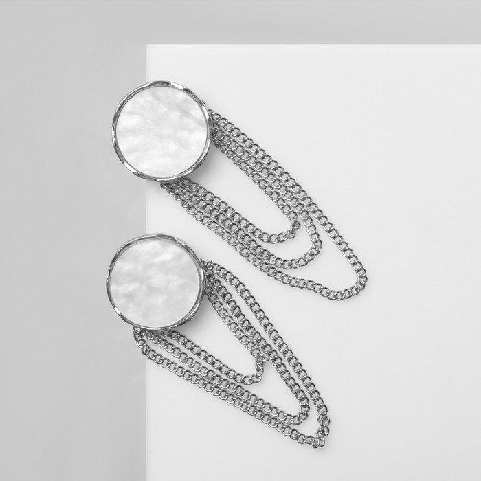 Серьги висячие «Диск» с цепями, цвет белый в серебре - Фото 1