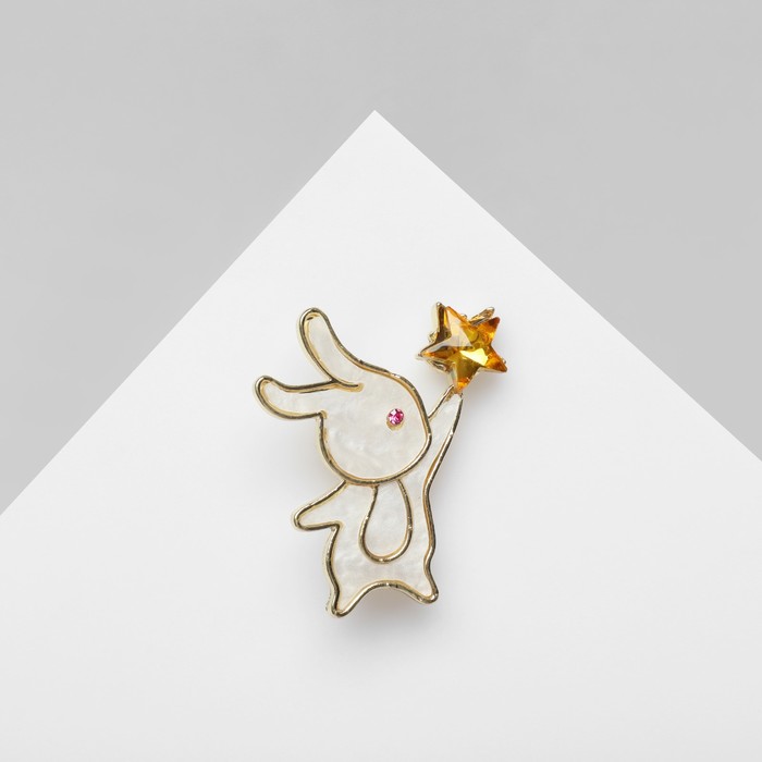 Брошь «Зайчик со звездой», цвет бело-жёлтый в золоте - Фото 1