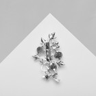 Брошь «Цветы» и листья, цвет белый в серебре - фото 9641713