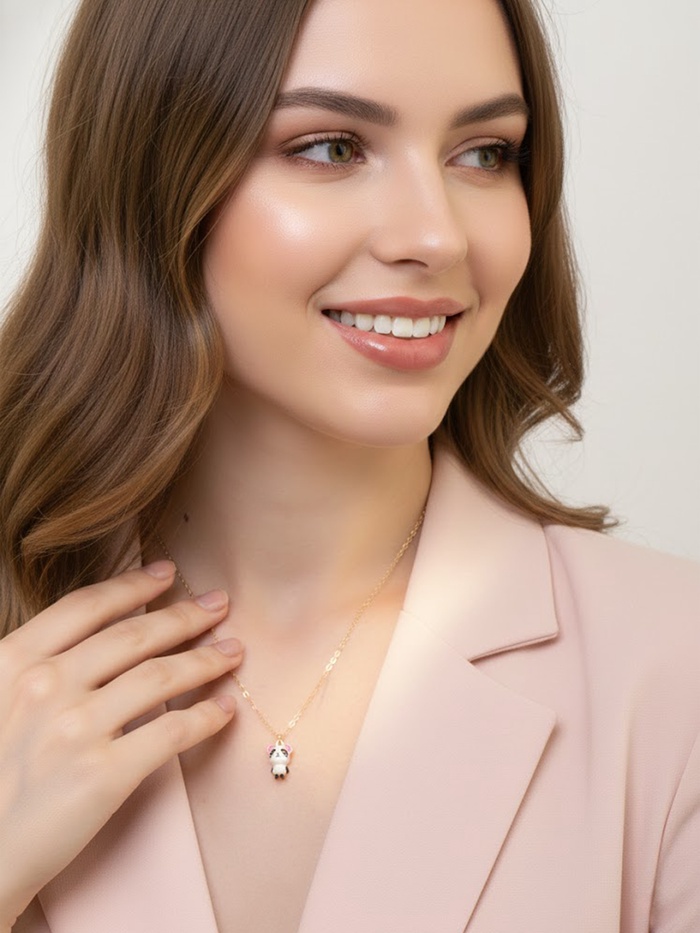 Кулон на цепочке «Прелесть», панда милый, бело-чёрный в золоте, 40 см - Фото 1