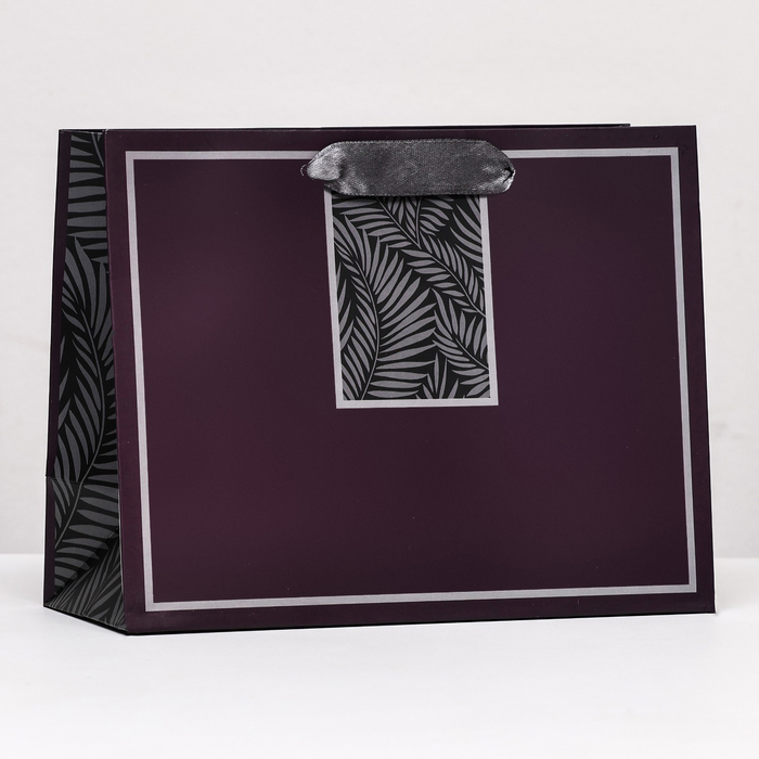 Пакет подарочный тёмно-фиолетовый, 23 х 17,8 х 9,8 см - Фото 1