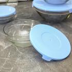 УЦЕНКА Набор стеклянных салатников Доляна «Классика» с крышками, 5 предметов: 900 мл (17×7.6 см), 500 мл (16×6 см), 350 мл (12.5×5.4 см), 200 мл (10.5×4.5 см), 130 мл (9×3.7 см), цвет голубой - Фото 4