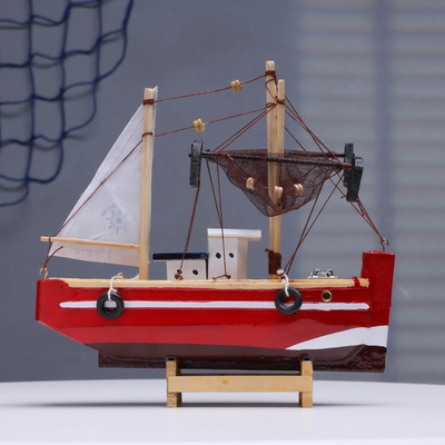 Сувенирная модель корабля «Рыбацкое судно», 20×20см