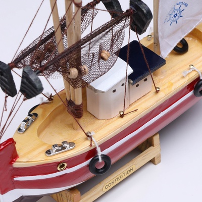 Сувенирная модель корабля «Рыбацкое судно», 20×20см
